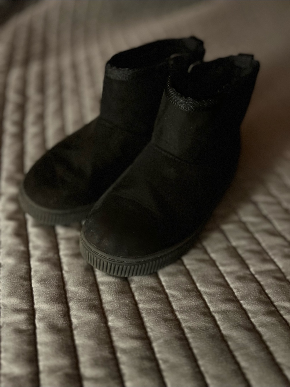Cat & Jack Kids Black Suede Ankle Boots - Picture 2 of 6